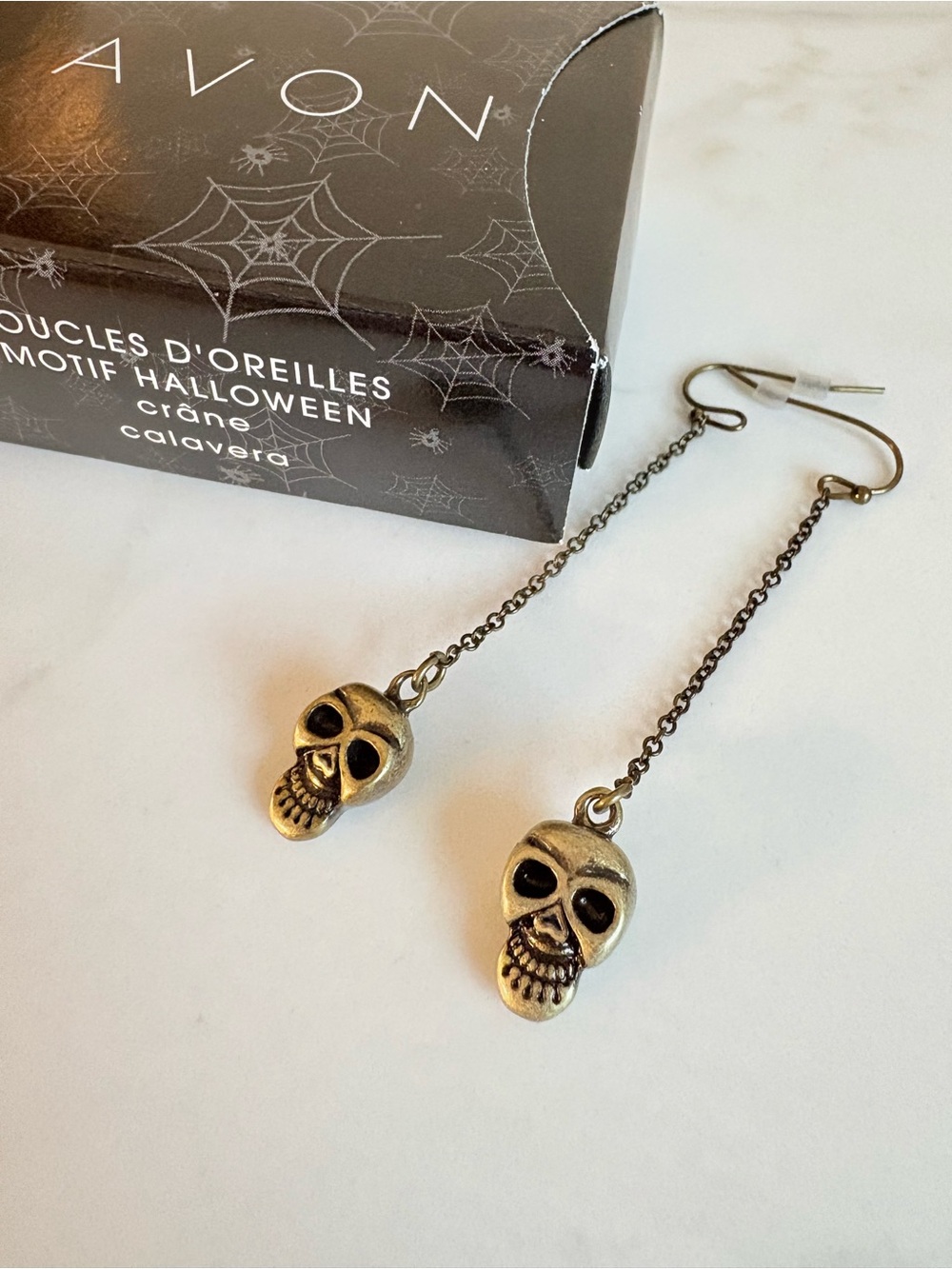 Vintage Avon Skull Drop Earrings Gothic Punk Statement Brassy Gold Black NIB